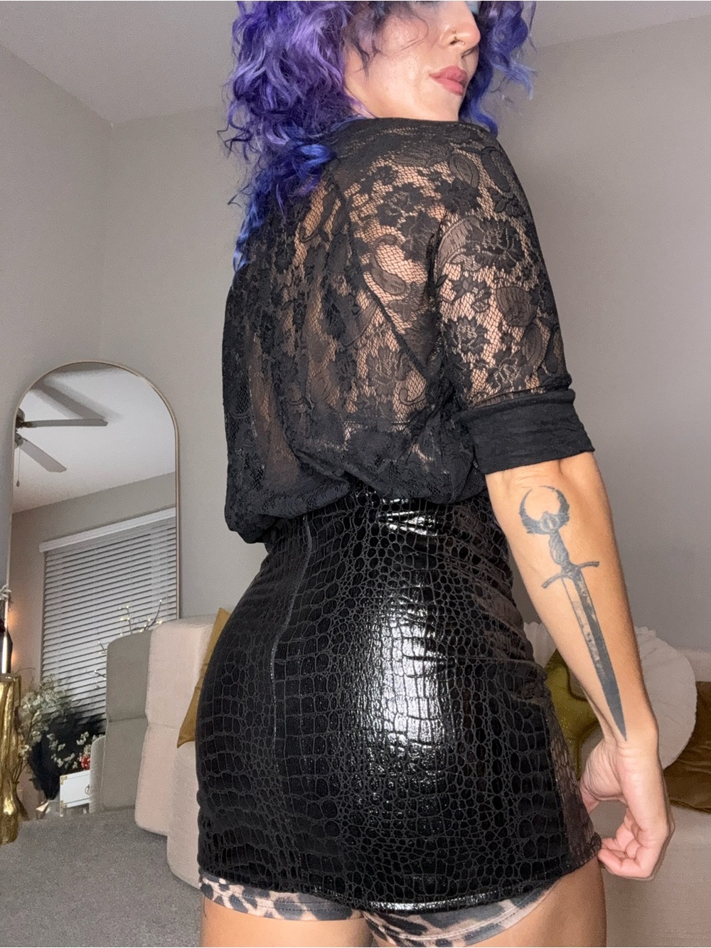 3pc outfit: leopard romper/ lace top/ black leather like mini skirt - Picture 7 of 16